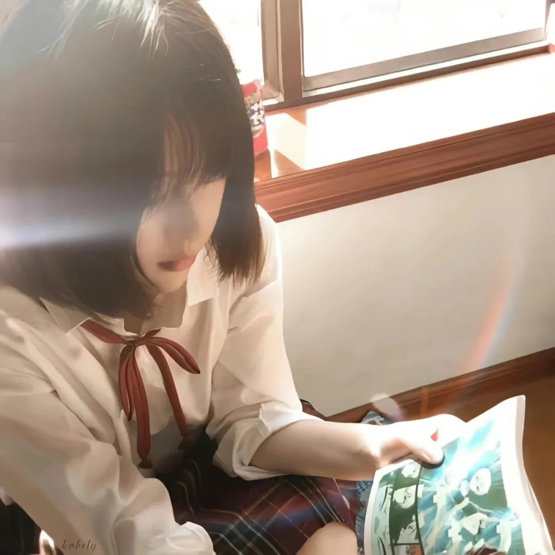 绿茵春色